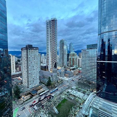 Stunning Skyline Views In A Cozy And Stylish Abode Apartment Vancouver Exterior photo