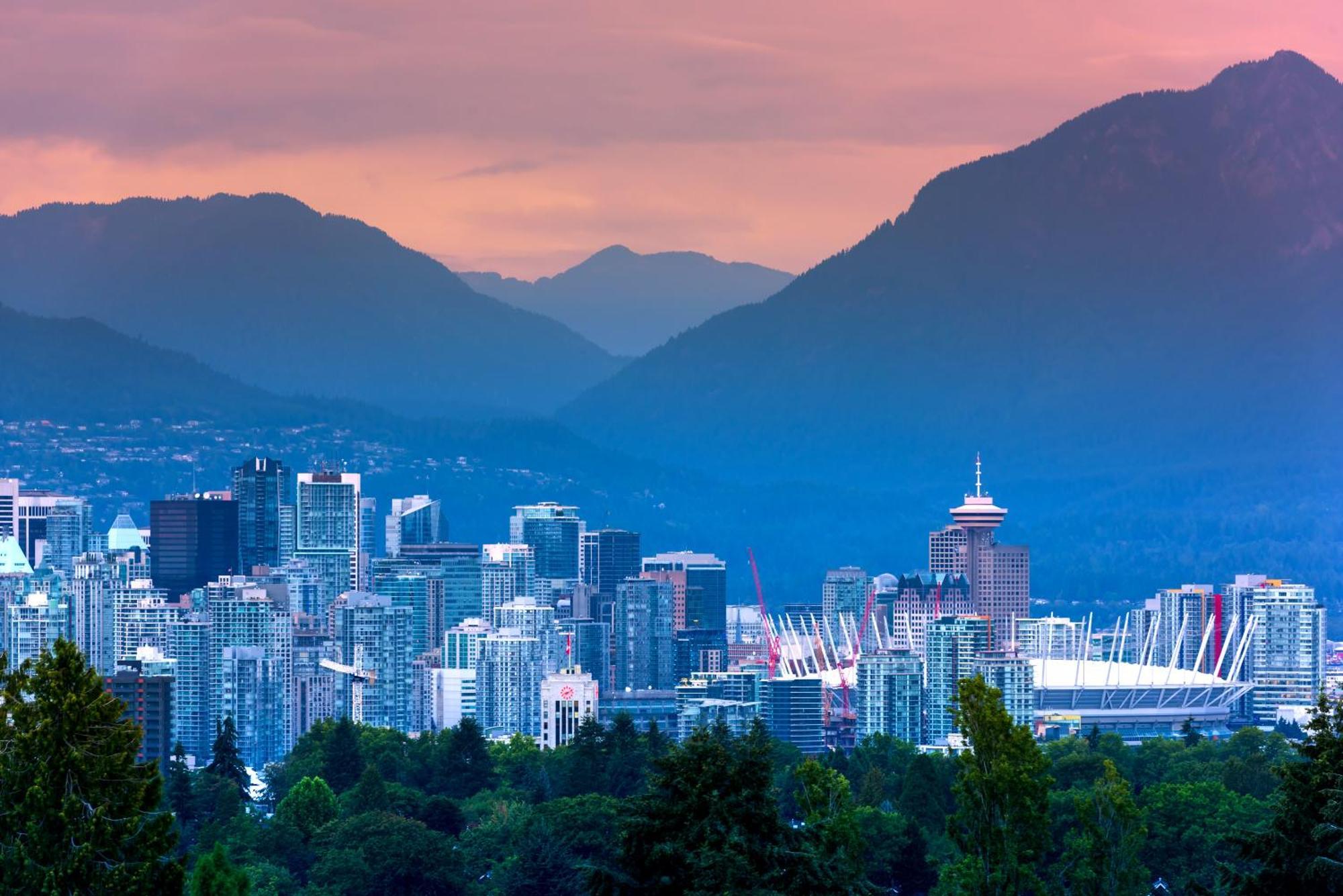 Stunning Skyline Views In A Cozy And Stylish Abode Apartment Vancouver Exterior photo
